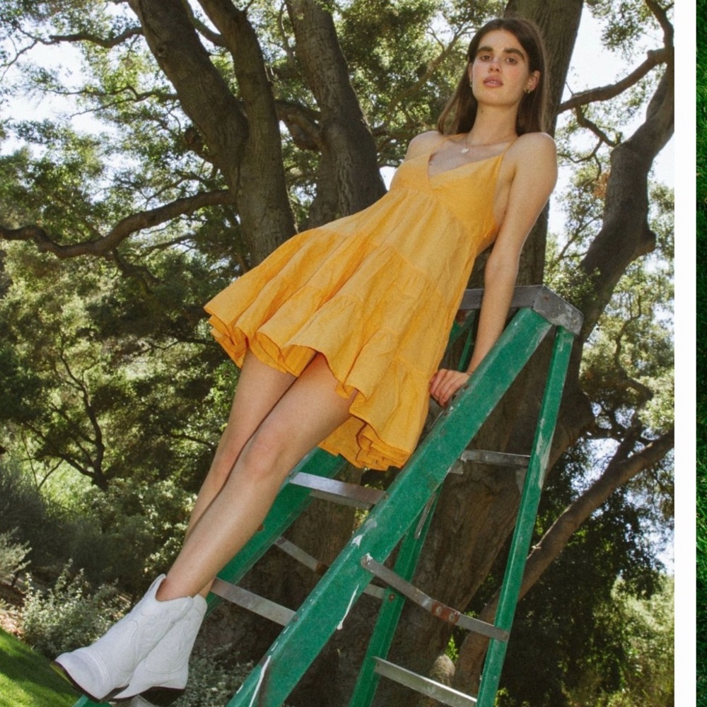 Urban Outfitters UO Yellow Cotton fieldstone tiered mini dress V Neck size S - Picture 3 of 16